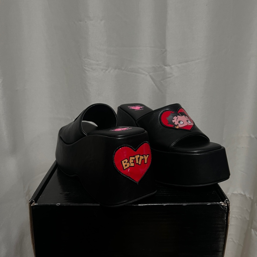 Betty Boop Dolls Kill Platform Sandals